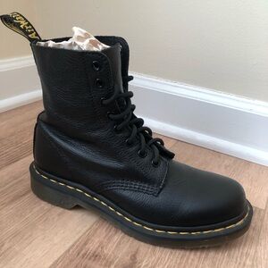 DR MARTENS Black Leather Pascal 1460 Combat Boots Size 8